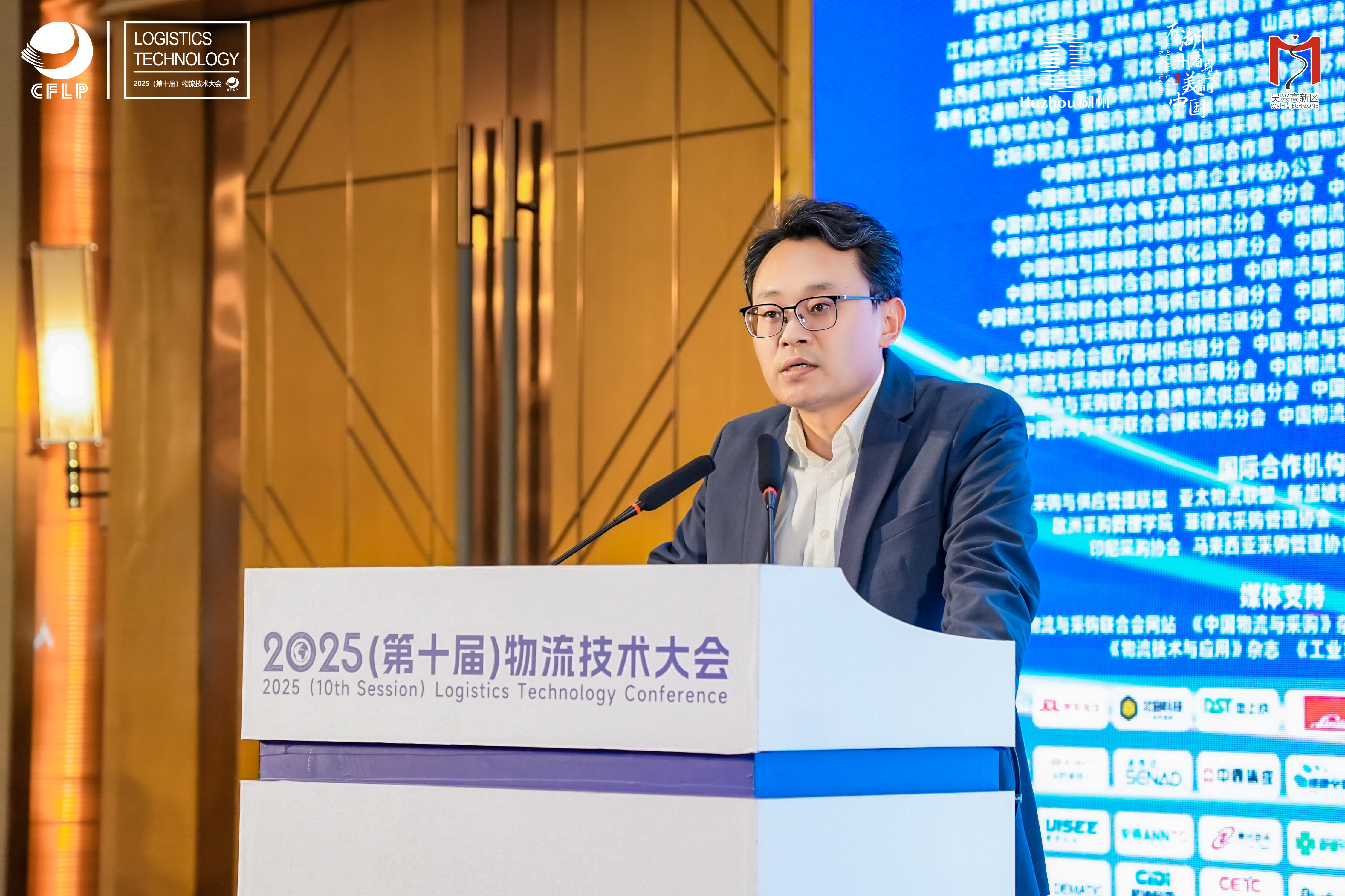 秦玉鸣.jpg